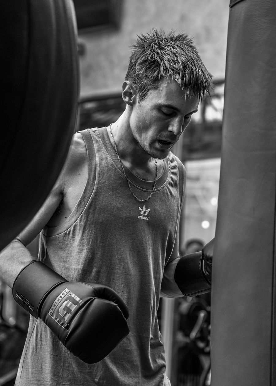 Боксерские перчатки: купить перчатки для бокса Ultimatum Boxing