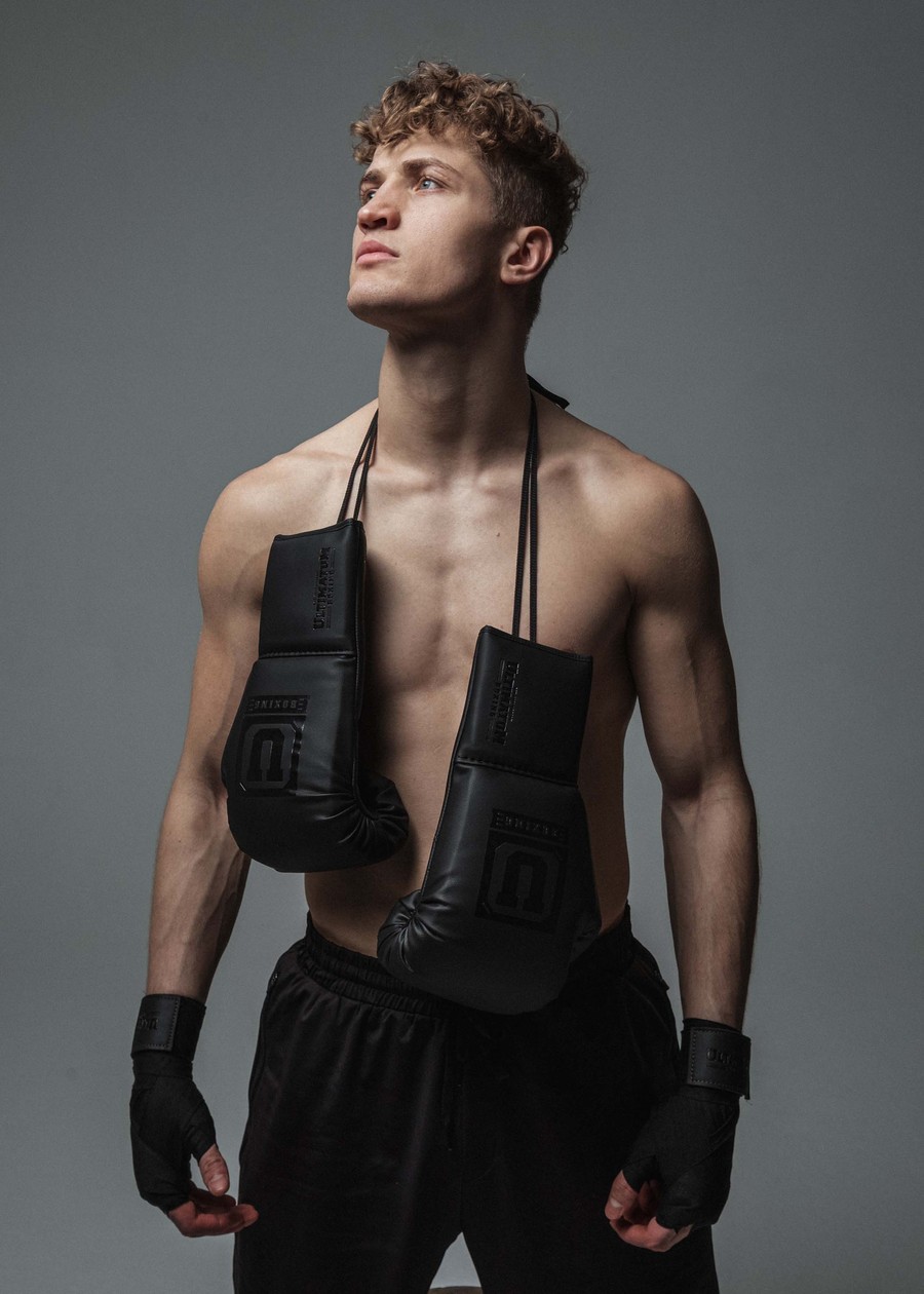 Боксерские перчатки: купить перчатки для бокса Ultimatum Boxing